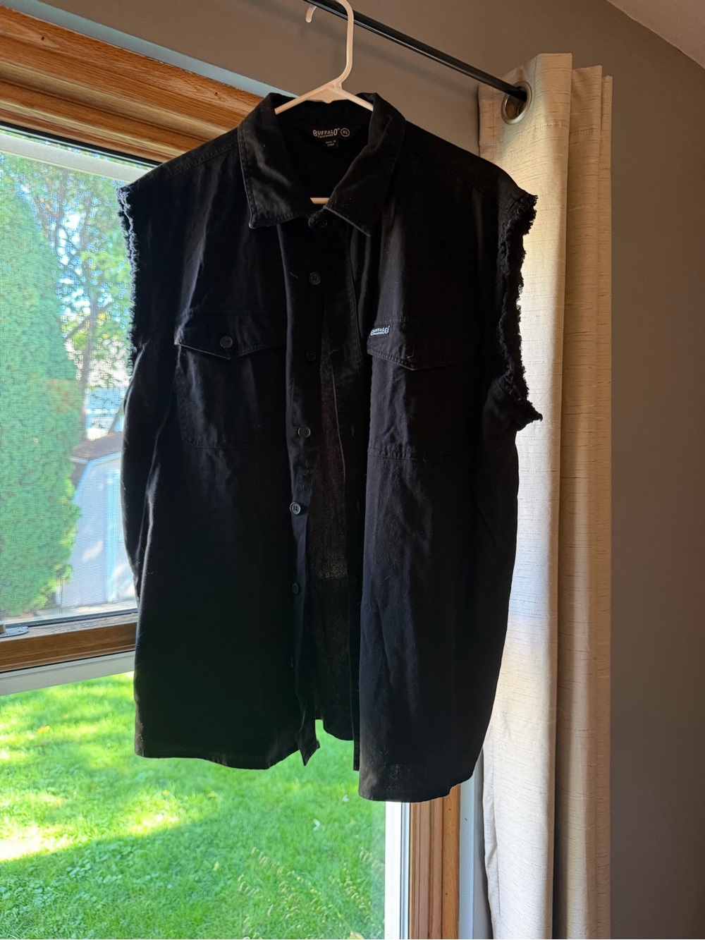 Mens Black Sleeveless Button-Up
